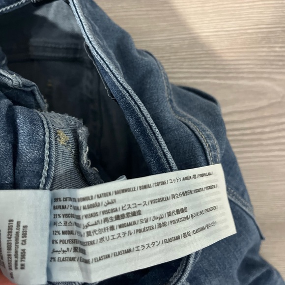 Hollister low rise advanced stretch light blue Jean leggings size 7 / 28 regular - Picture 4 of 10